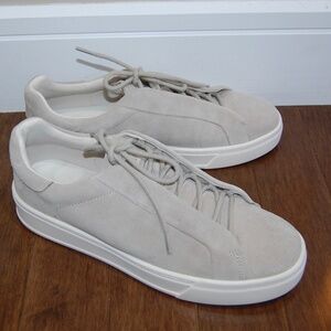 Zara Sneakers size US11